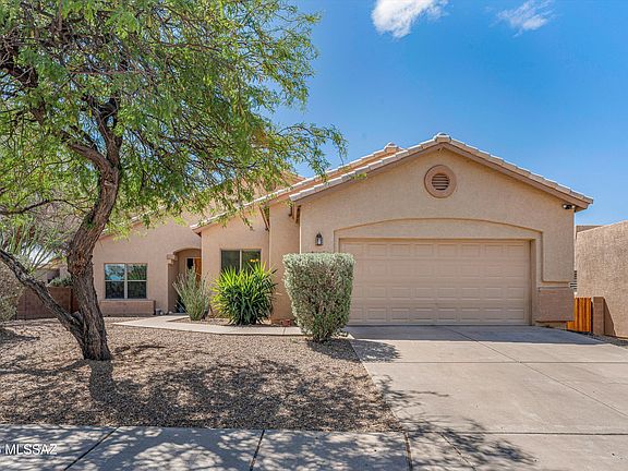 3rd image of 10520 E Bishop Ln