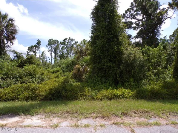 Ironside St, North Pt, FL 34288