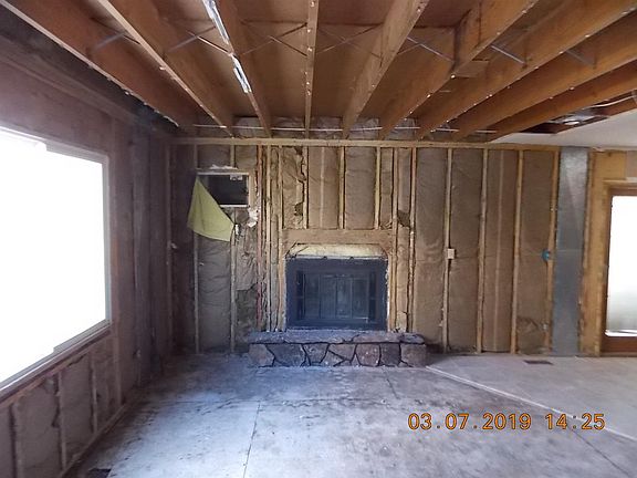 4th image of 3206 Ponderosa Way
