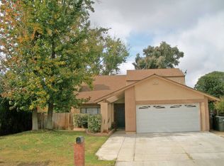 12043 Poutous Ct, Moreno Valley, CA 92557