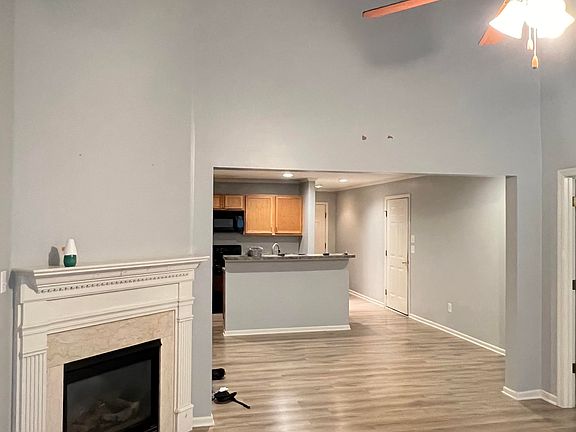 5th image of 7018 La Christa Way