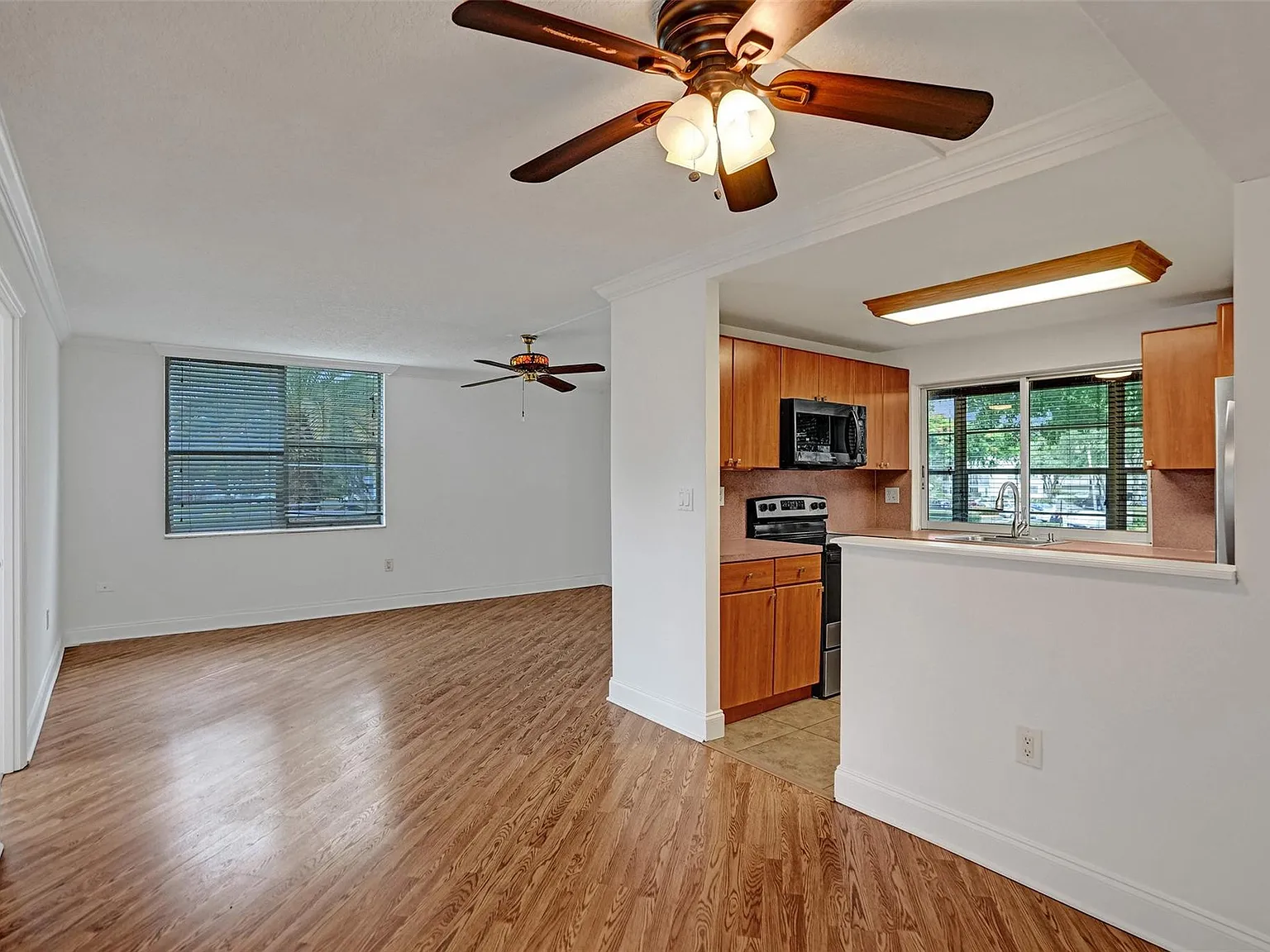 9351 Lime Bay Blvd — Photo 2