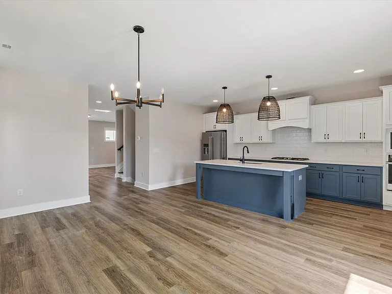 2129 Big Falls Dr — Photo 12