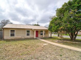 825 Lytle St, Kerrville, TX 78028