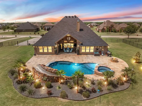 413 Cattle Barron Dr, Rockwall, TX 75032