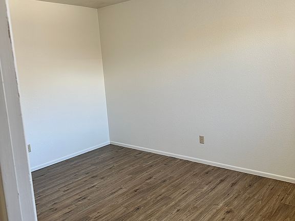 5th image of 2803 E 22nd St APT C