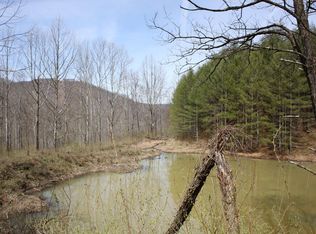 Smokey Creek Rd, Huntsville, TN 37756