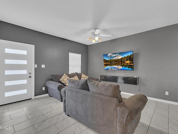 4th image of 3637 Jamaican Palm Dr
