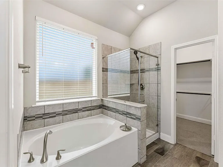 11926 Symphony Park Ct — Photo 23
