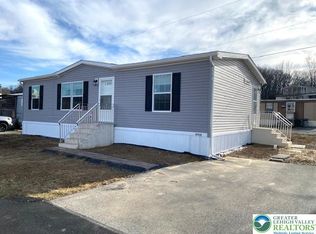 10104 Fernwood Ln, Breinigsville, PA