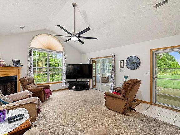 3rd image of 1144 Cobblefield Dr