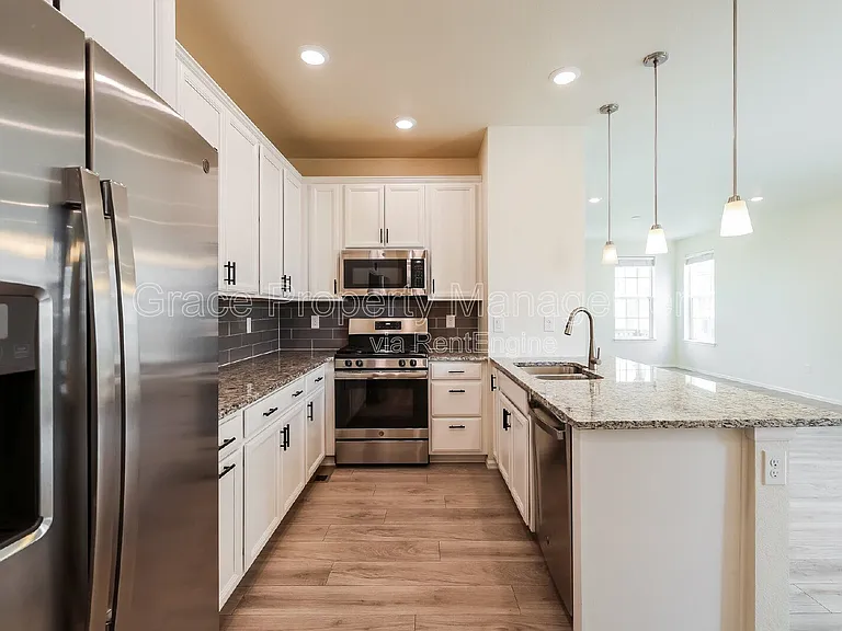 17626 Olive St — Photo 7