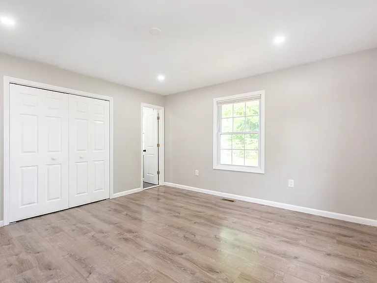 8 Wilcox Ave — Photo 8