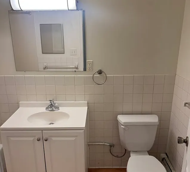 2082 Como Ave — Photo 27