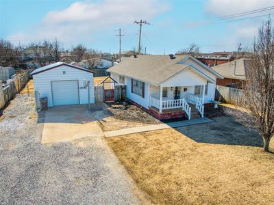 124 NE 3rd St, Moore, OK, 73160