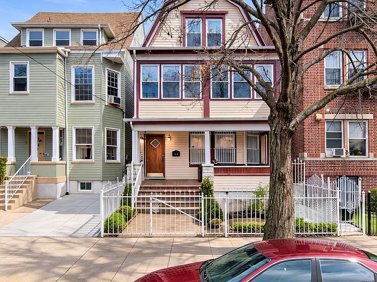 655 Summer Ave #3 — Photo 6