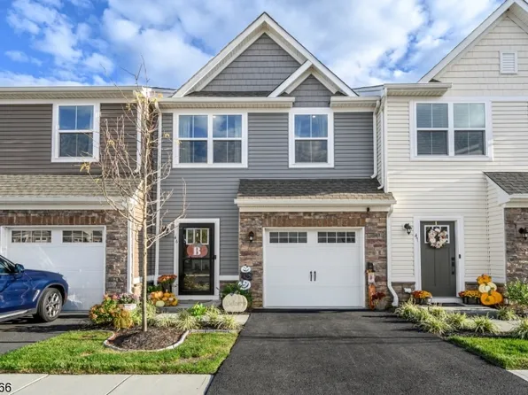 46 Athens Way, Aberdeen Twp., NJ 07721