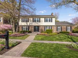 1500 Gordon Ter, Deerfield, IL 60015