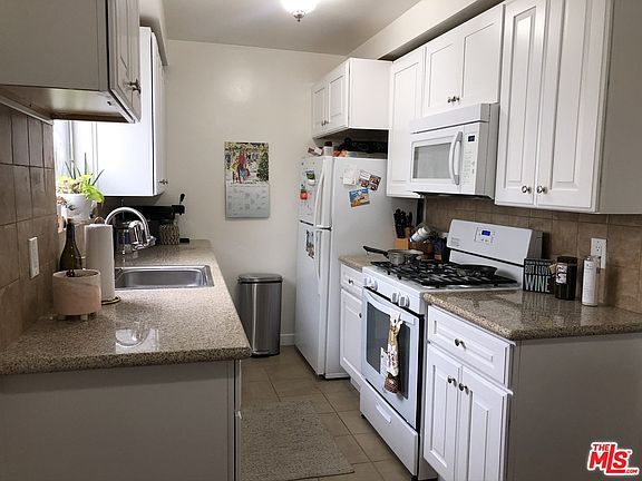 5th image of 1016 N Curson Ave APT 6