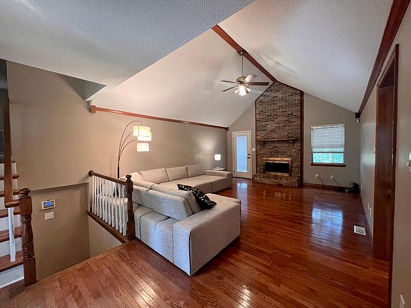 5th image of 4816 Kiowa Ln NW