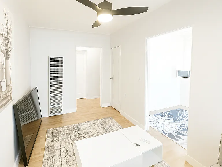 319 N Venice Blvd #C — Photo 2