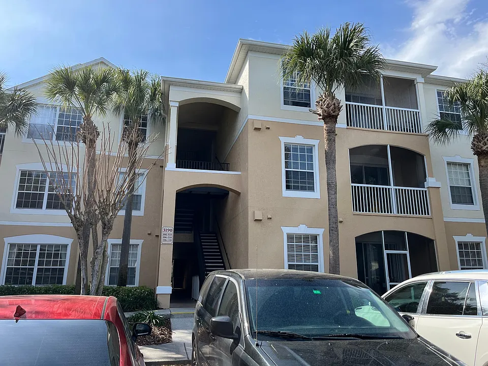 3190 Dante Dr #308