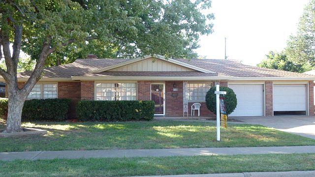 1st image of 4108 63rd Dr