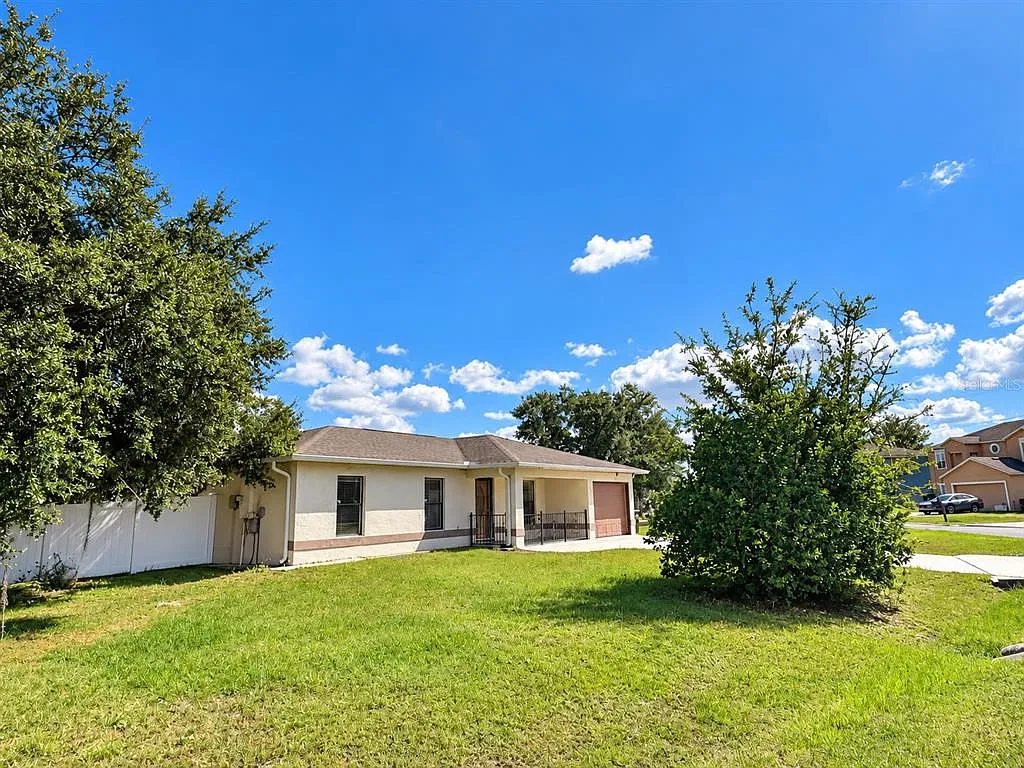 2 bed, 2.0 bath, 1008 sqft, $1,675 — Photo 4