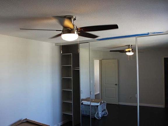 3rd image of 3950 Cleveland Ave Unit 207