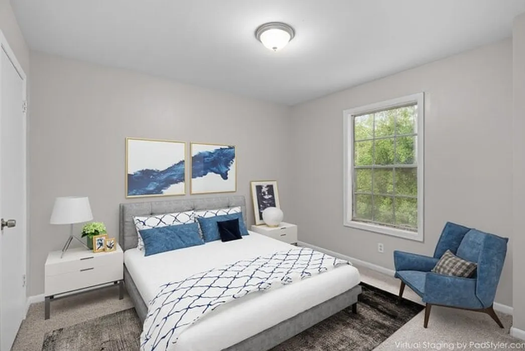 Emerald Apartments — Photo 4