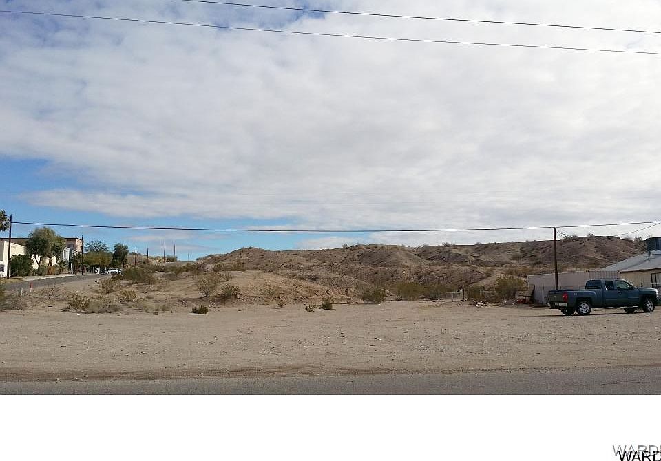 1st image of 2610 Miracle Mile