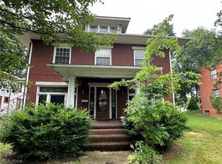 1301 Fulton Rd NW, Canton, OH 44703