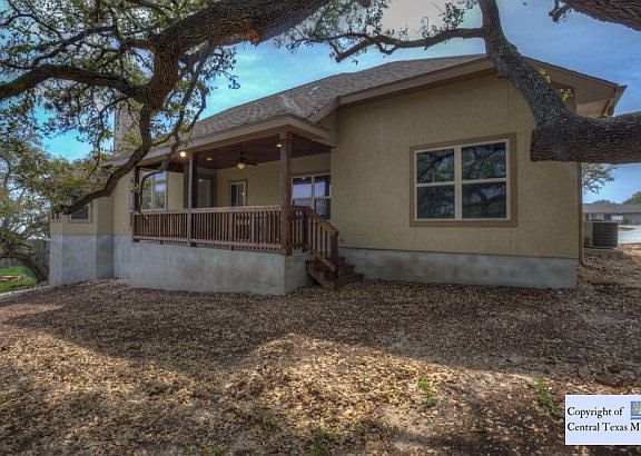 4th image of 705 Cambridge Dr