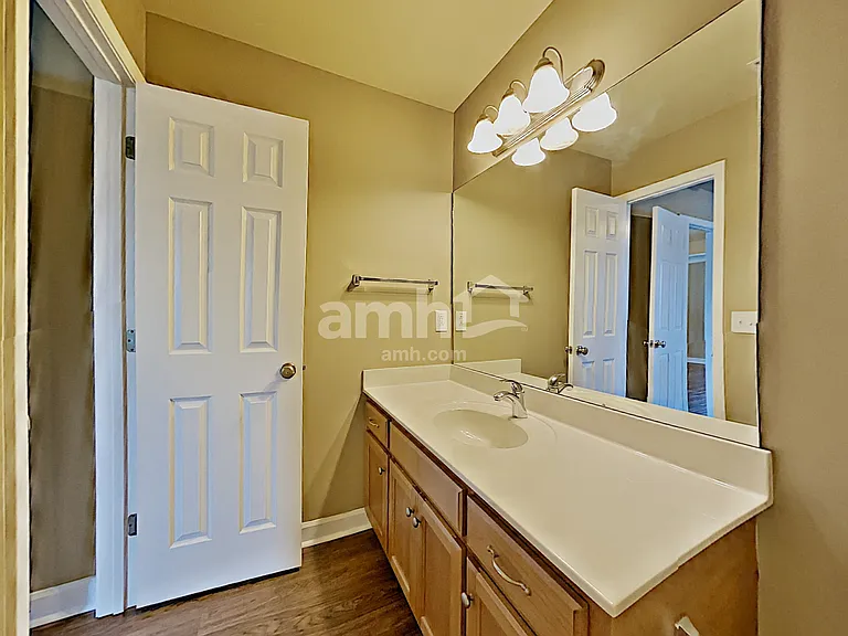 1017 Aenon Cir — Photo 18