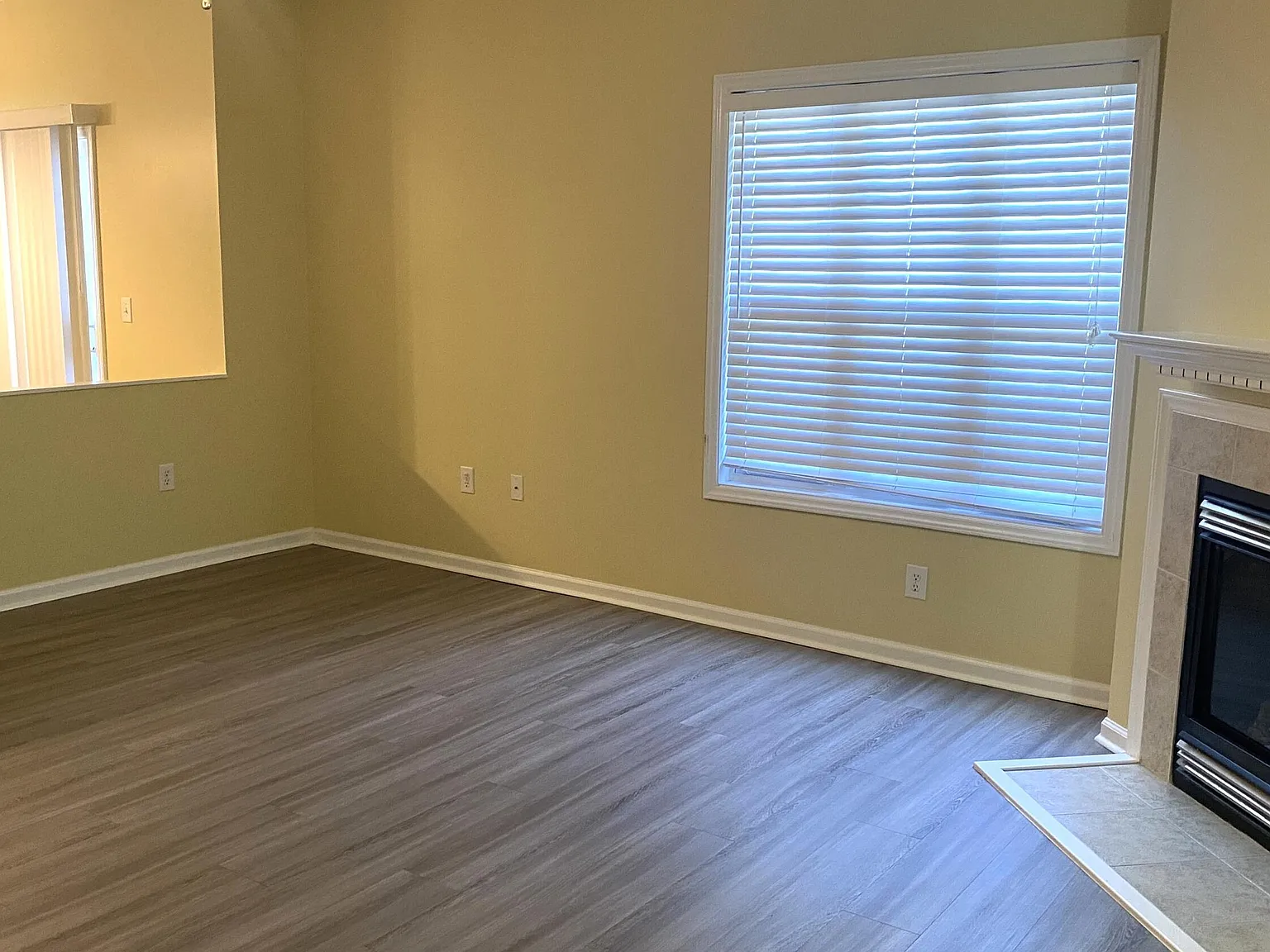 2 bed, 2.0 bath, $1,450 — Photo 3