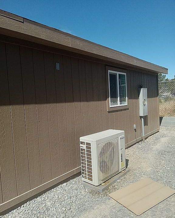 2nd image of 3050 Pittman St
