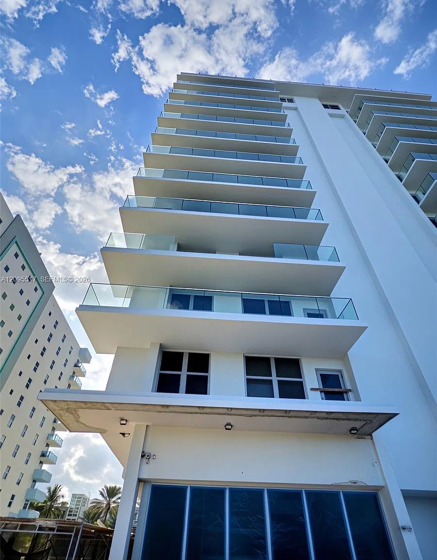 9225 Collins Ave — Photo 1