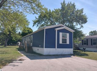 2751 Ray Blvd, Traverse City, MI 49686