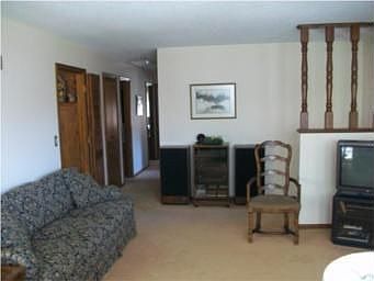 3rd image of 7304 Sterling Ave