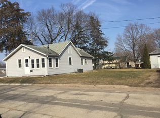 515 E Iowa St, Prairie Du Chien, WI 53821