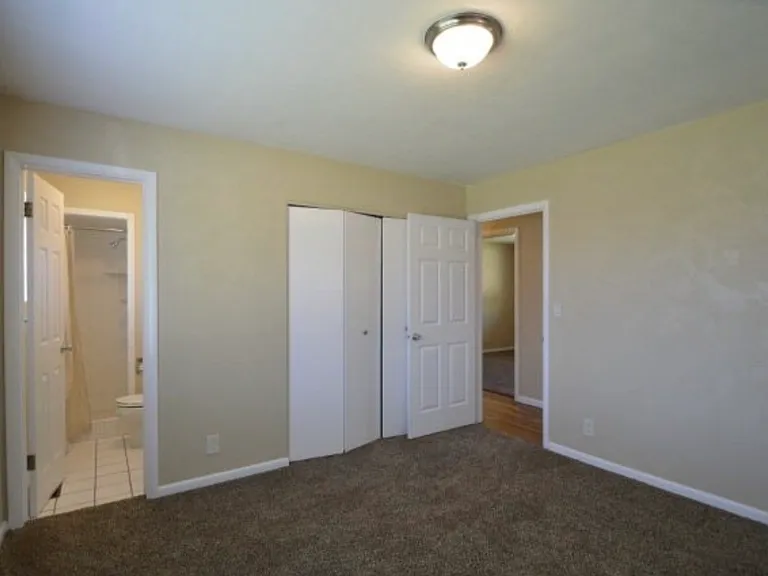 290 Lincoln Dr — Photo 8