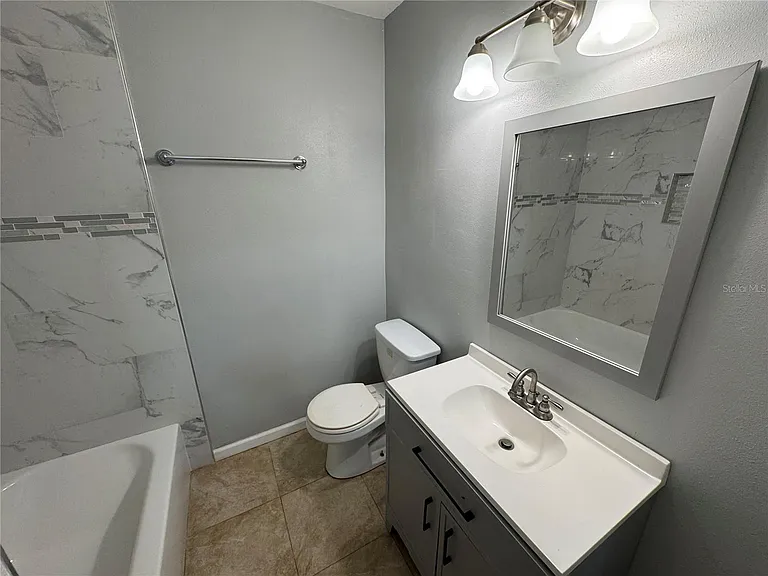 3011 E Flora St — Photo 10
