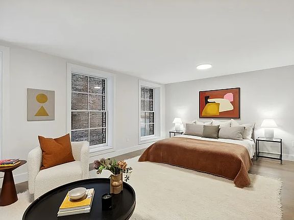 5th image of 74 Grand St #Loft4