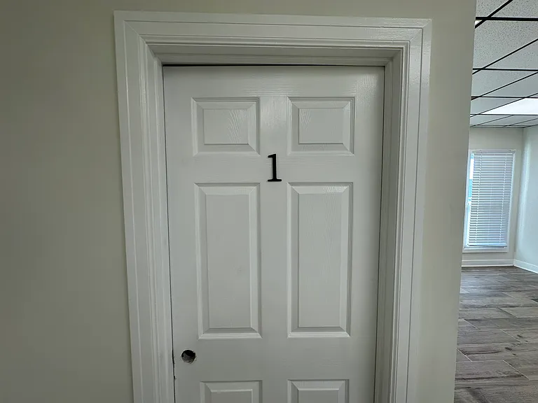 4111 Wall St #B — Photo 5