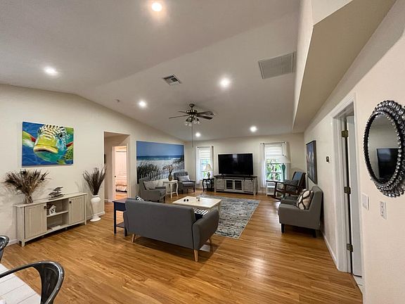 5th image of 8535 Yukon Ct