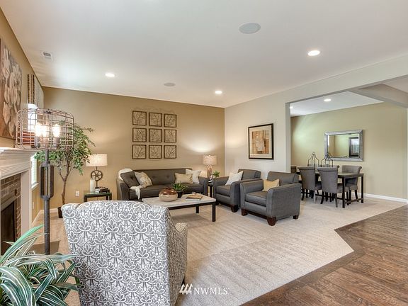 4th image of 12822 116th Avenue Ct E #107