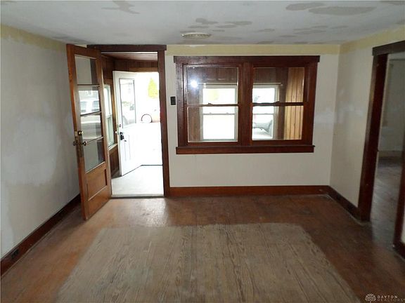 3rd image of 350 N Walnut St