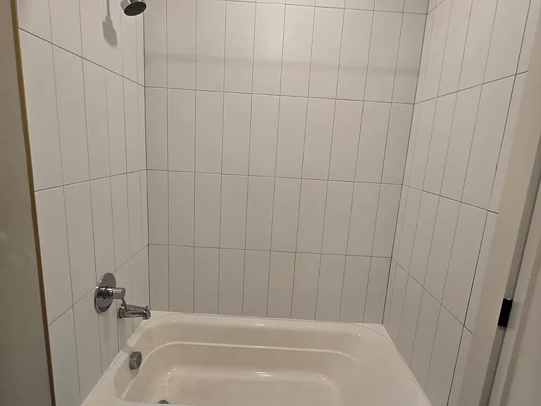 53 Washington St #3C — Photo 3