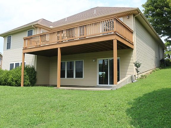 2nd image of 3 Barbara Ct