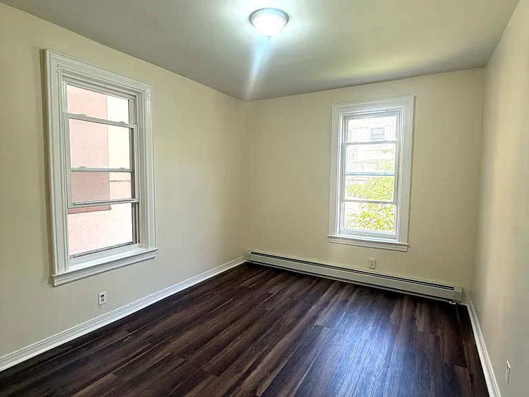 3066 Brighton 14th St #1 — Photo 3